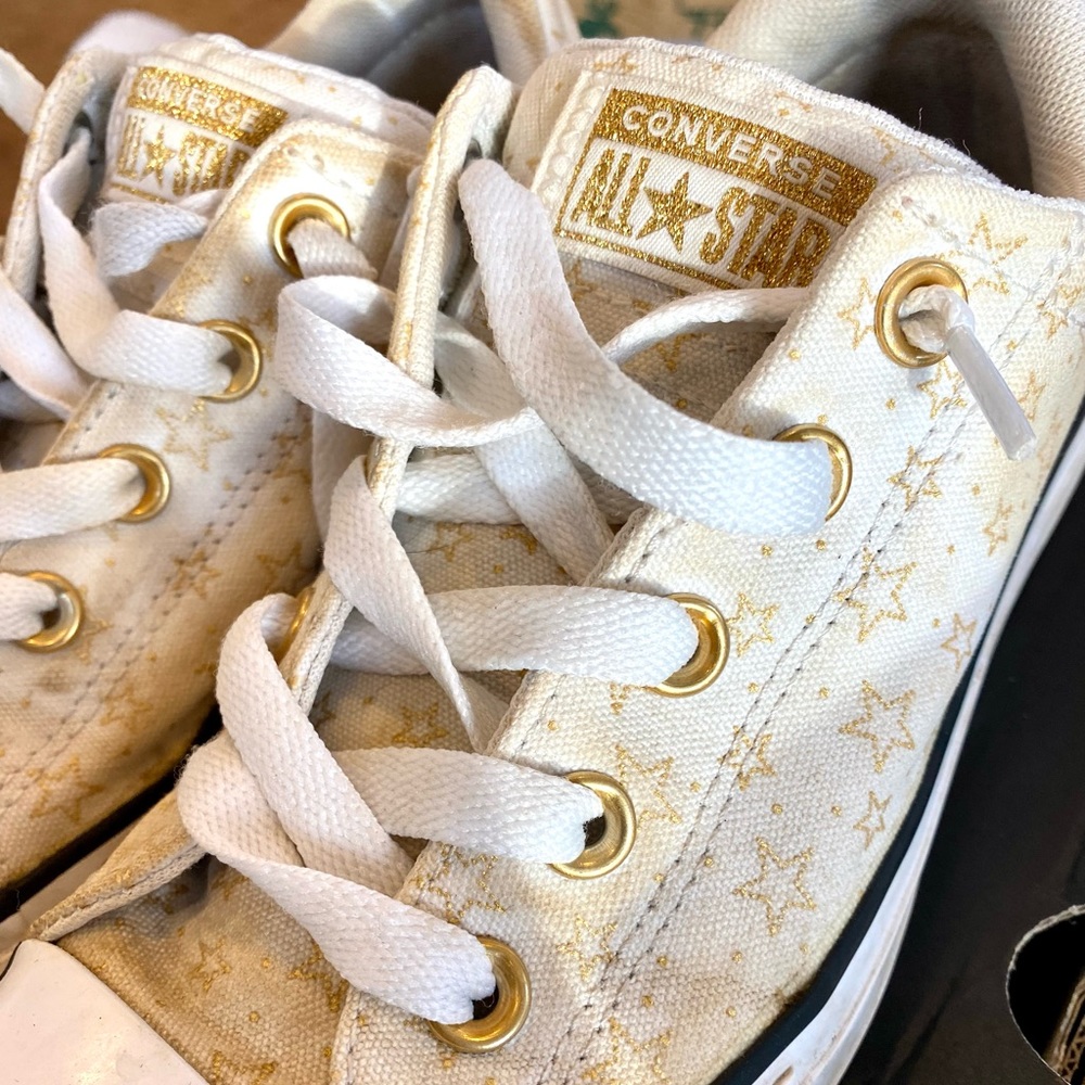 Converse Chunk Taylor All Star Street Slip Big Kids' White/Gold/Stars | Size 3